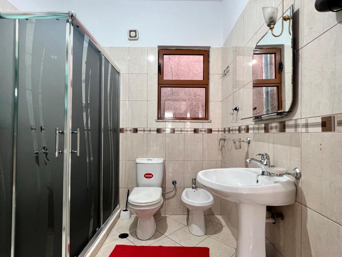 Comfort Home-Apartment Тирана Екстериор снимка